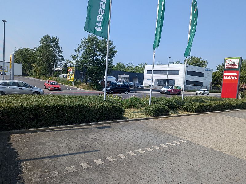 PXL_20240627_100657752