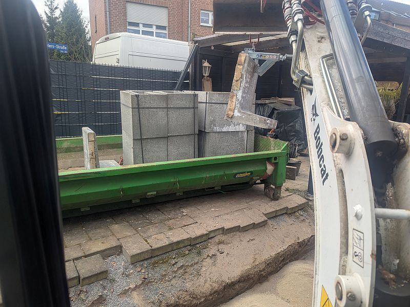 PXL_20250331_103609083